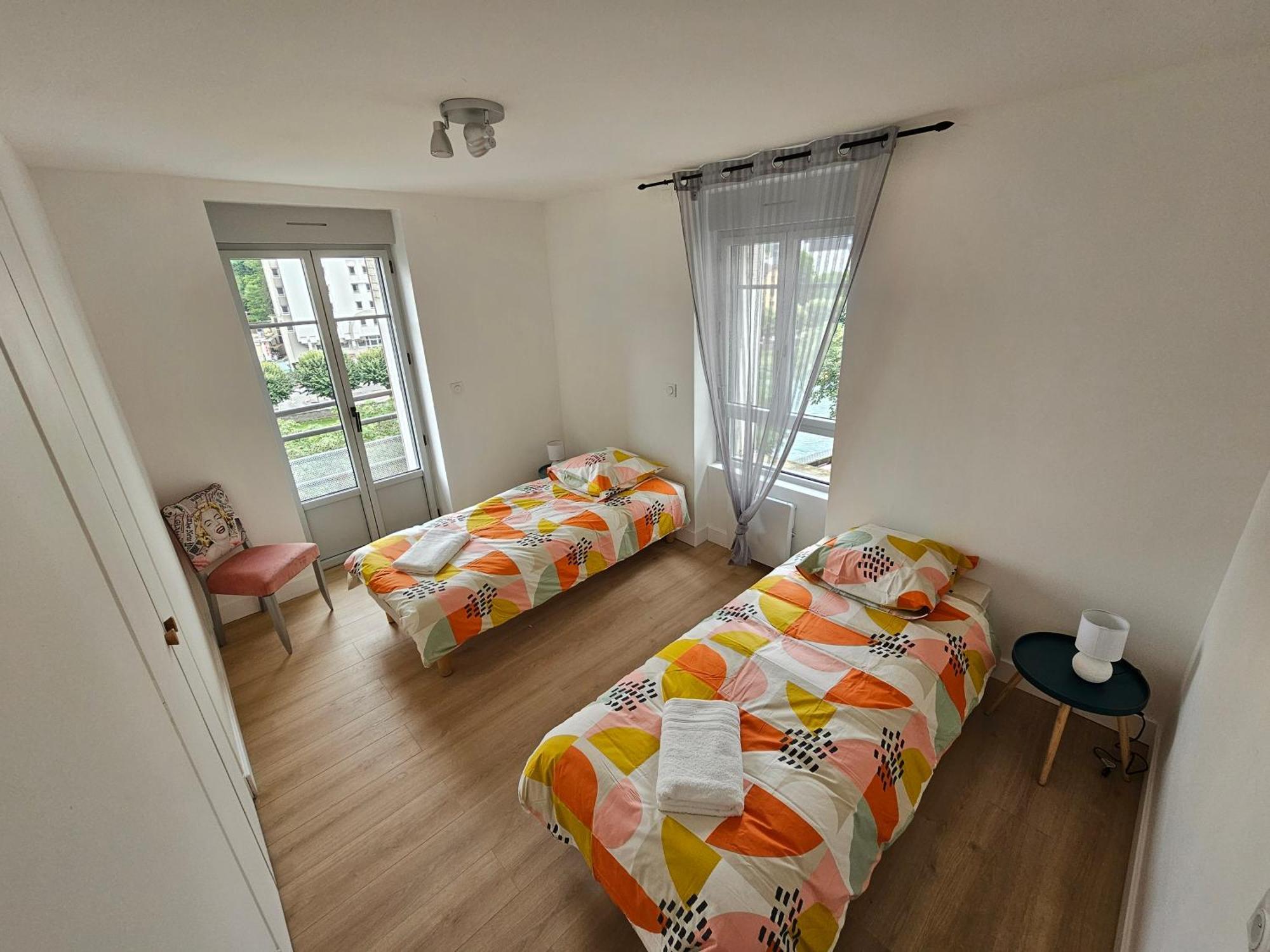 Le Chaleureux Lourdes Hyper Centre Apartment ภายนอก รูปภาพ